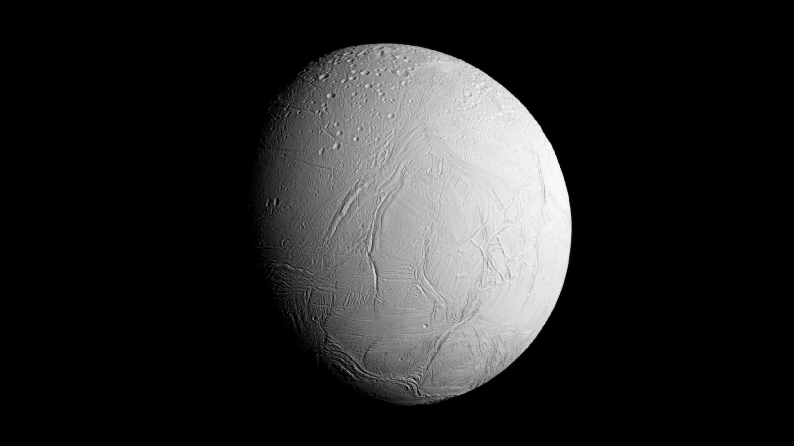 James Webb Telescope Detects Unprecedented Water Plume On Saturn Moon 