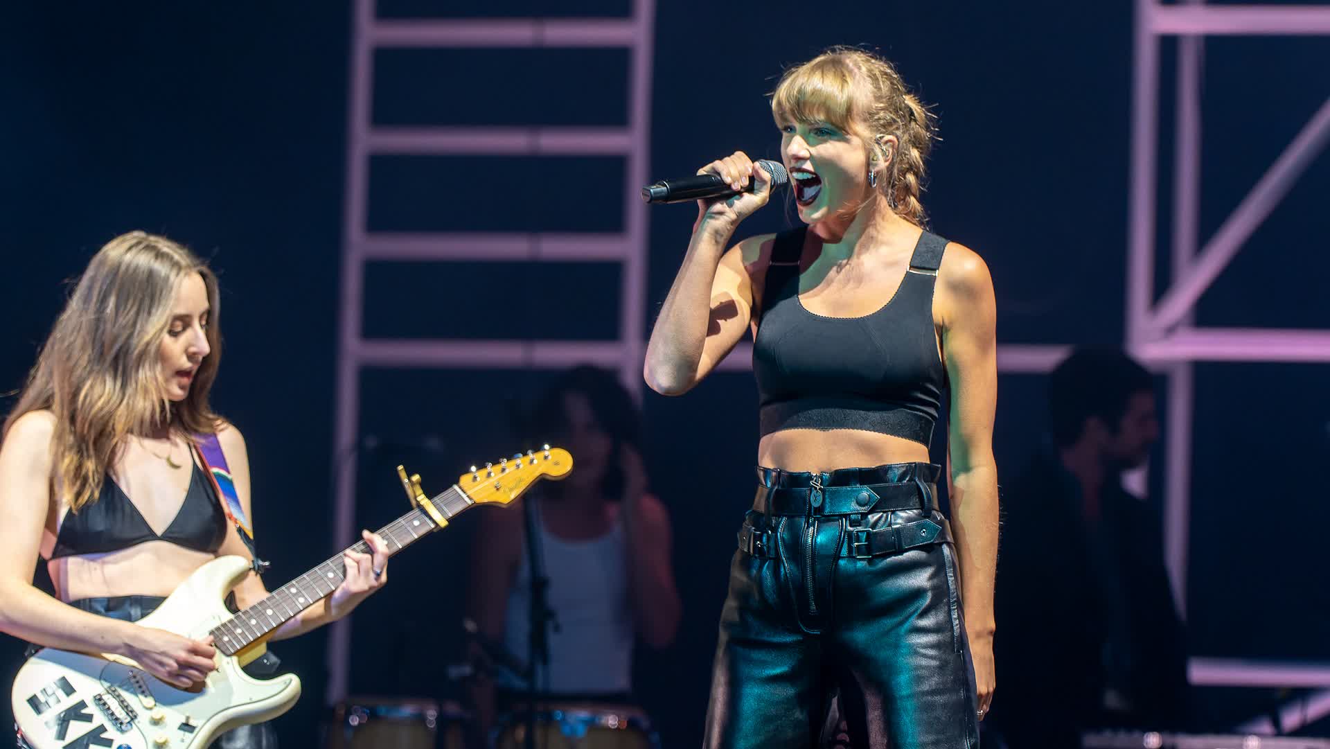 Researchers traced a 2.3 magnitude Seattle earthquake's epicenter to a Taylor Swift concert