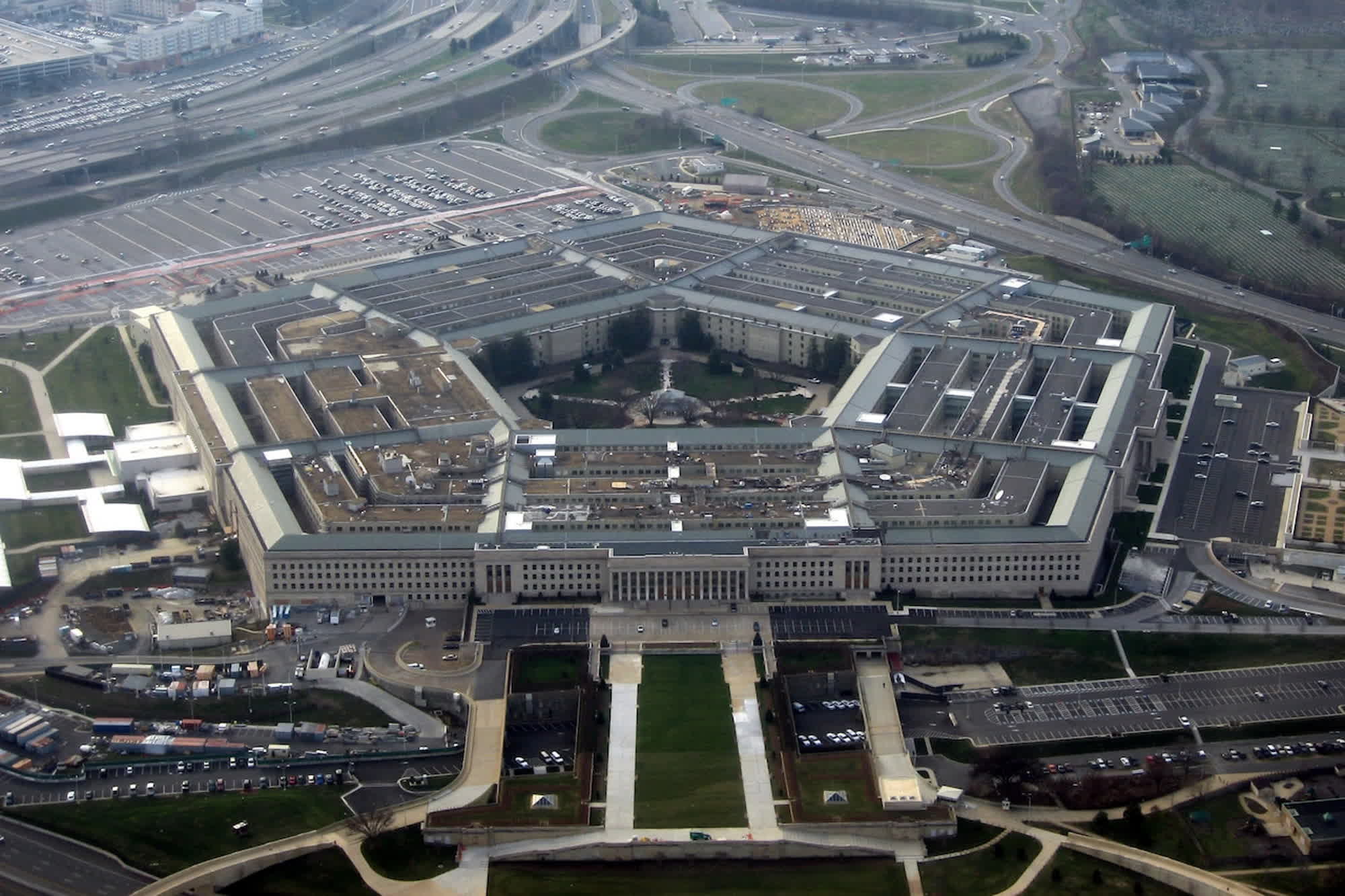 The US Department of Defense can't mitigate restrictive conditions in its cloud contracts