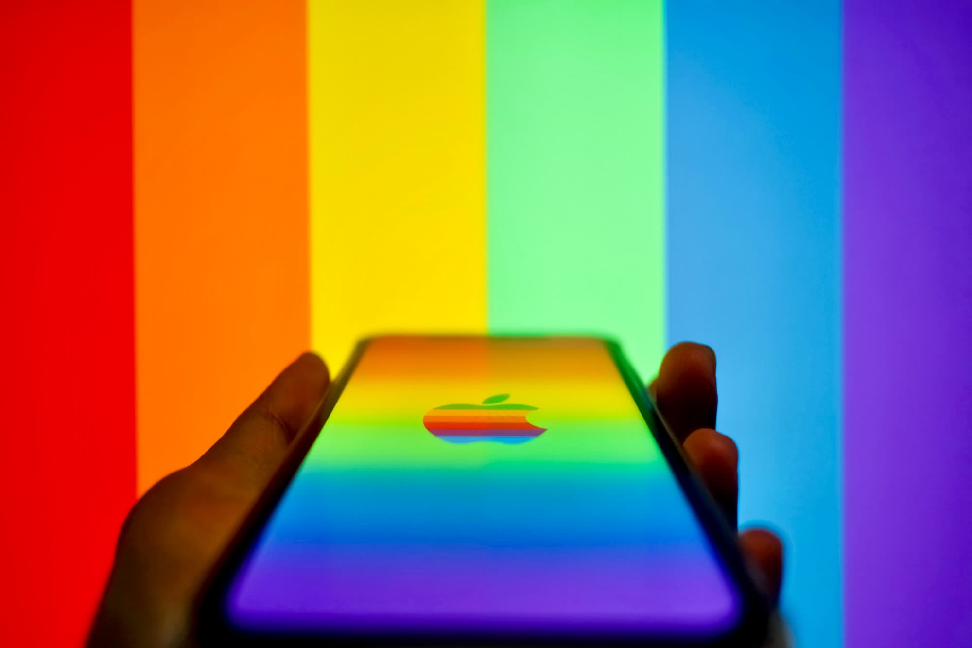 Apple iPhone 15 boxes come with 'invisible watermarks to prevent scams