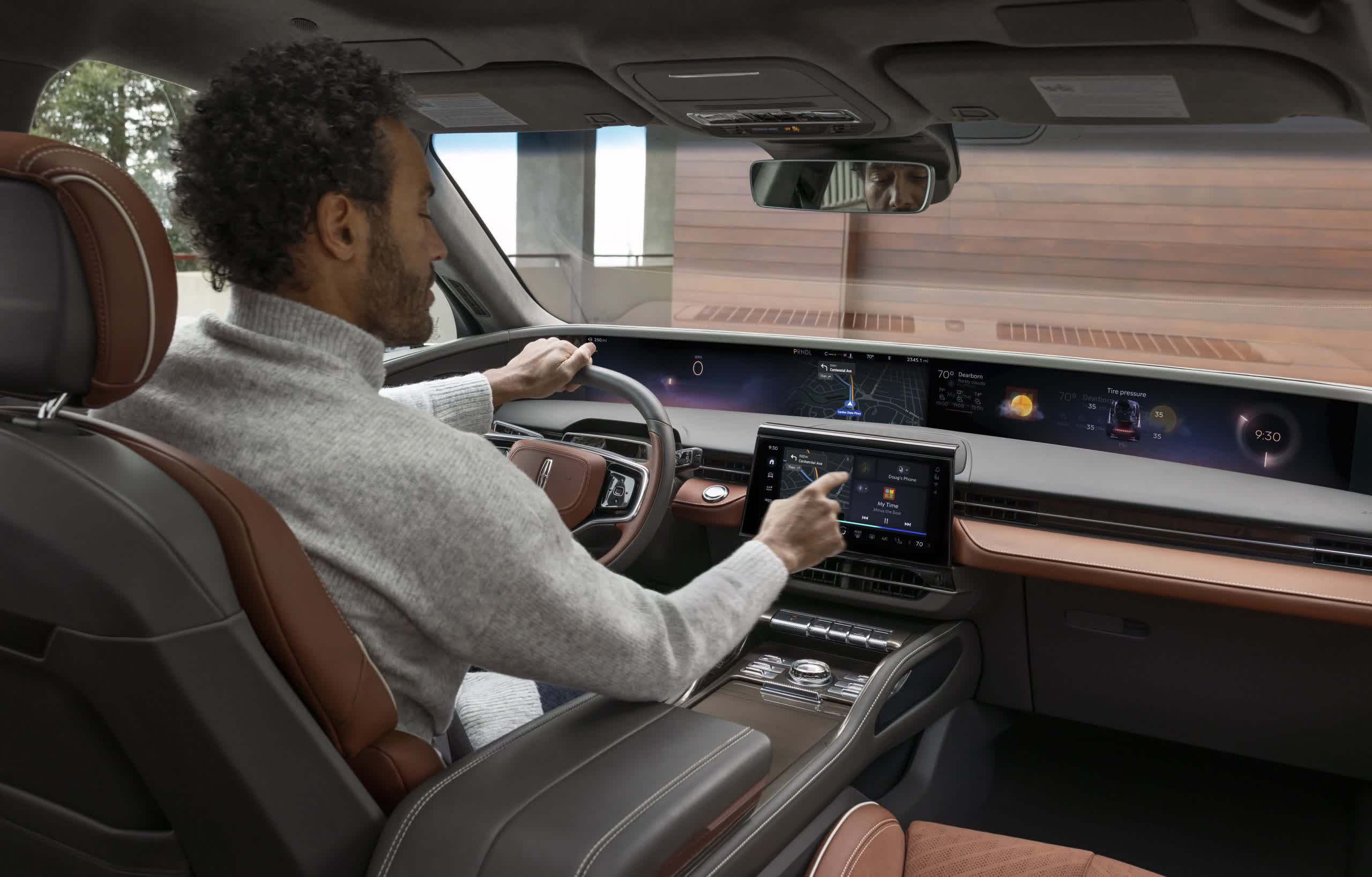 Lincoln's latest luxury SUV includes a 48-inch 4K digital dashboard