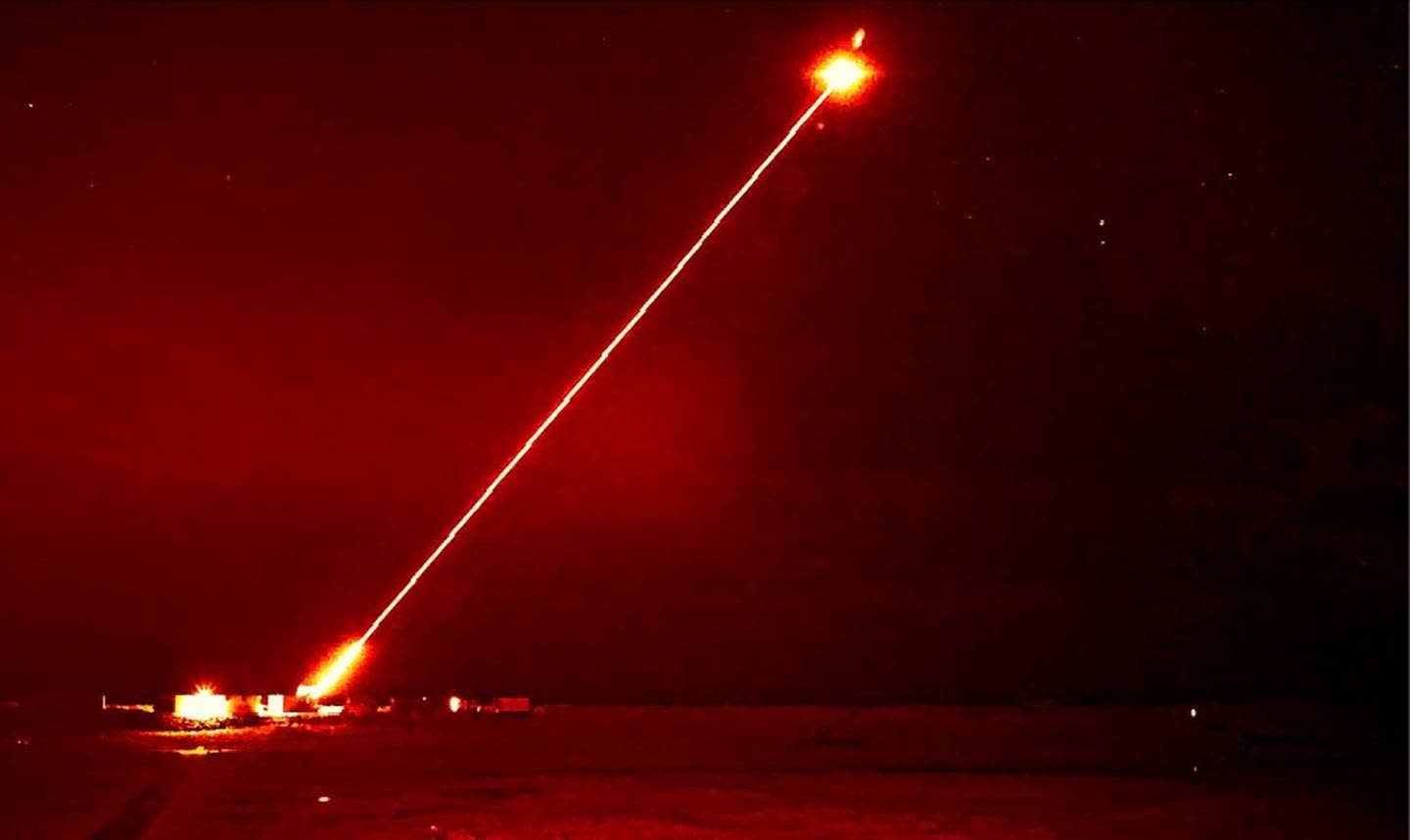 DragonFire laser weapon can hit a coin from a kilometer away for around $13 a shot