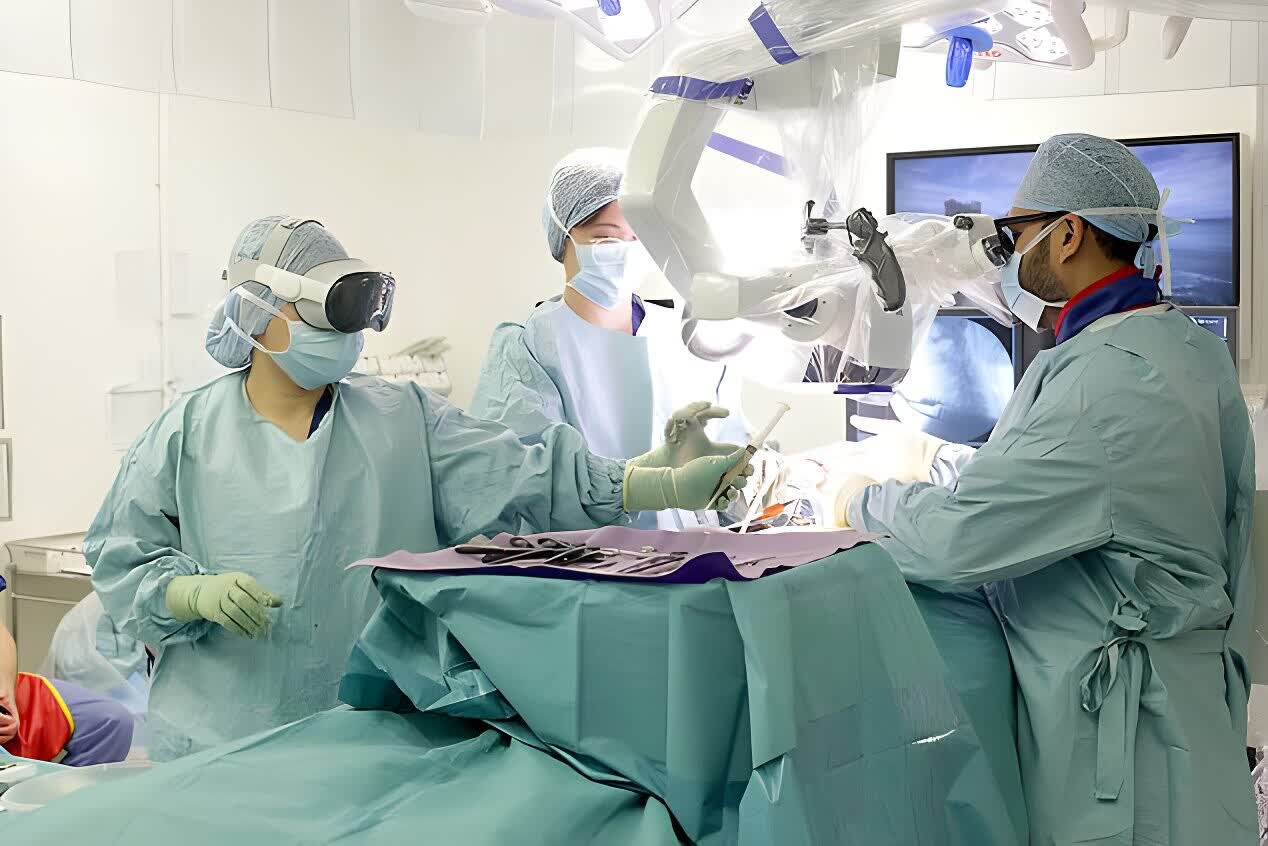 Surgeons perform UK's first operation using Apple's Vision Pro headset | TechSpot