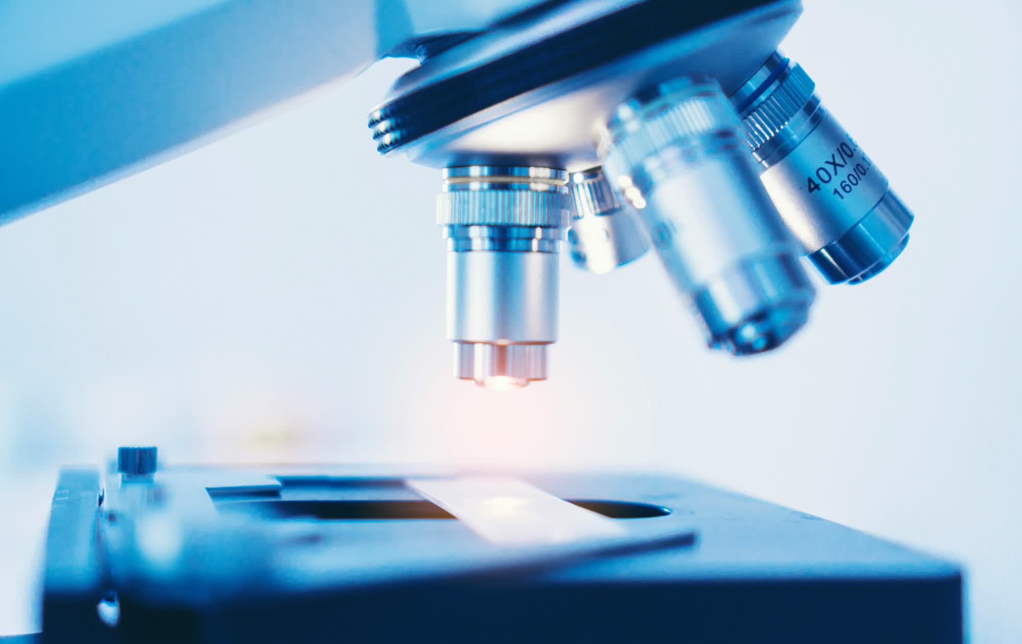 Researchers use a microscopic ruler to measure one atom-wide distances between molecules
