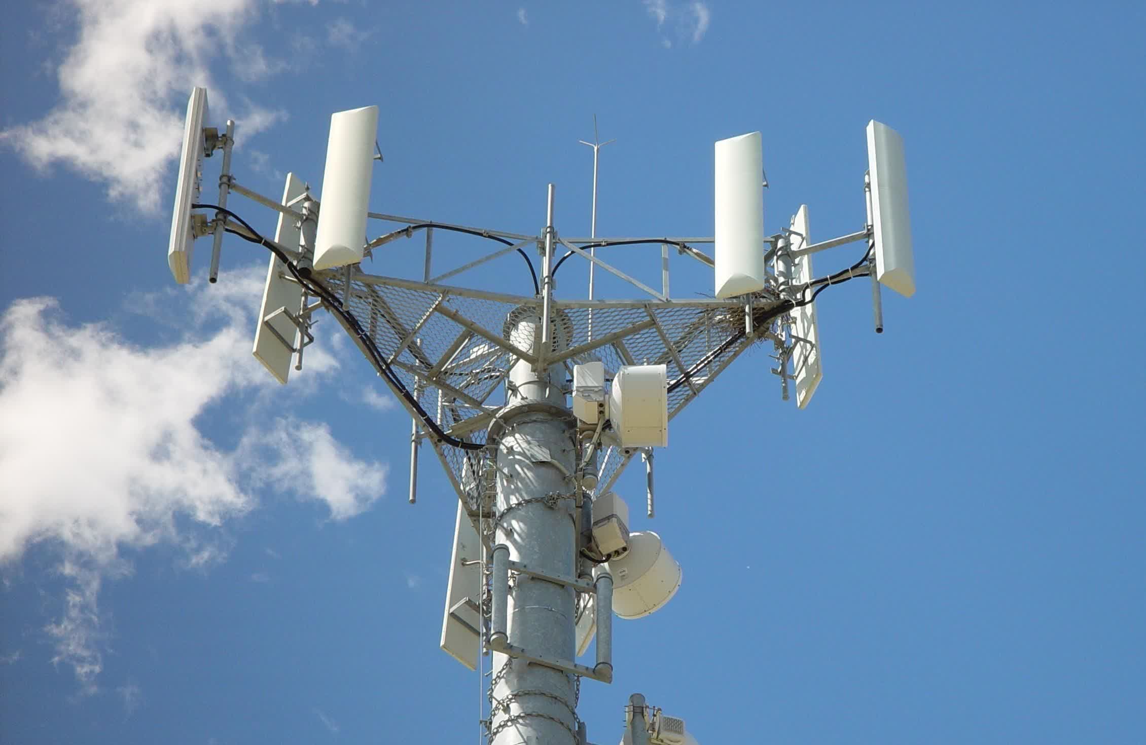 New wireless technology reaches record 1 Tbps data transmission speed