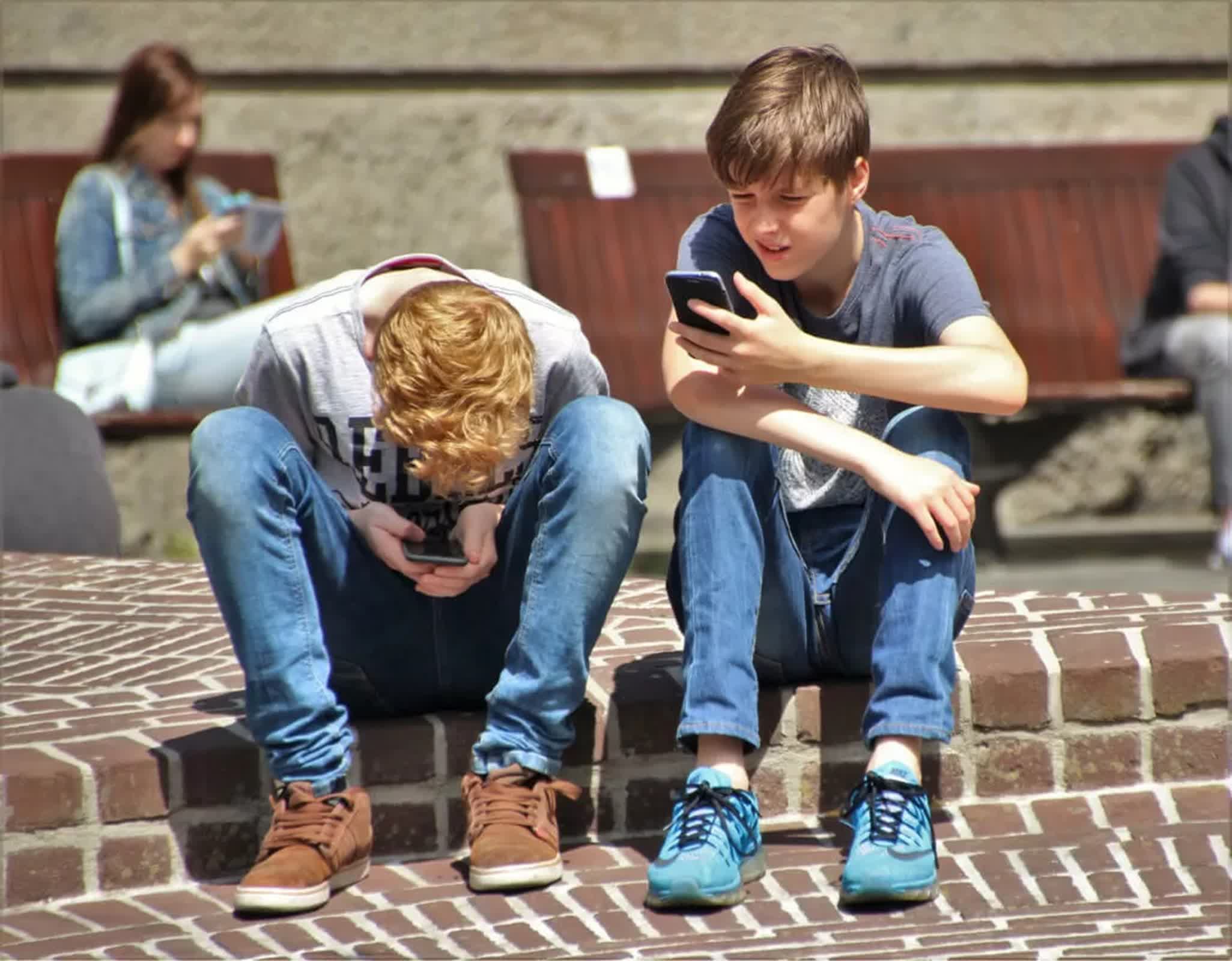 Australia plans sweeping social media ban for children under 16