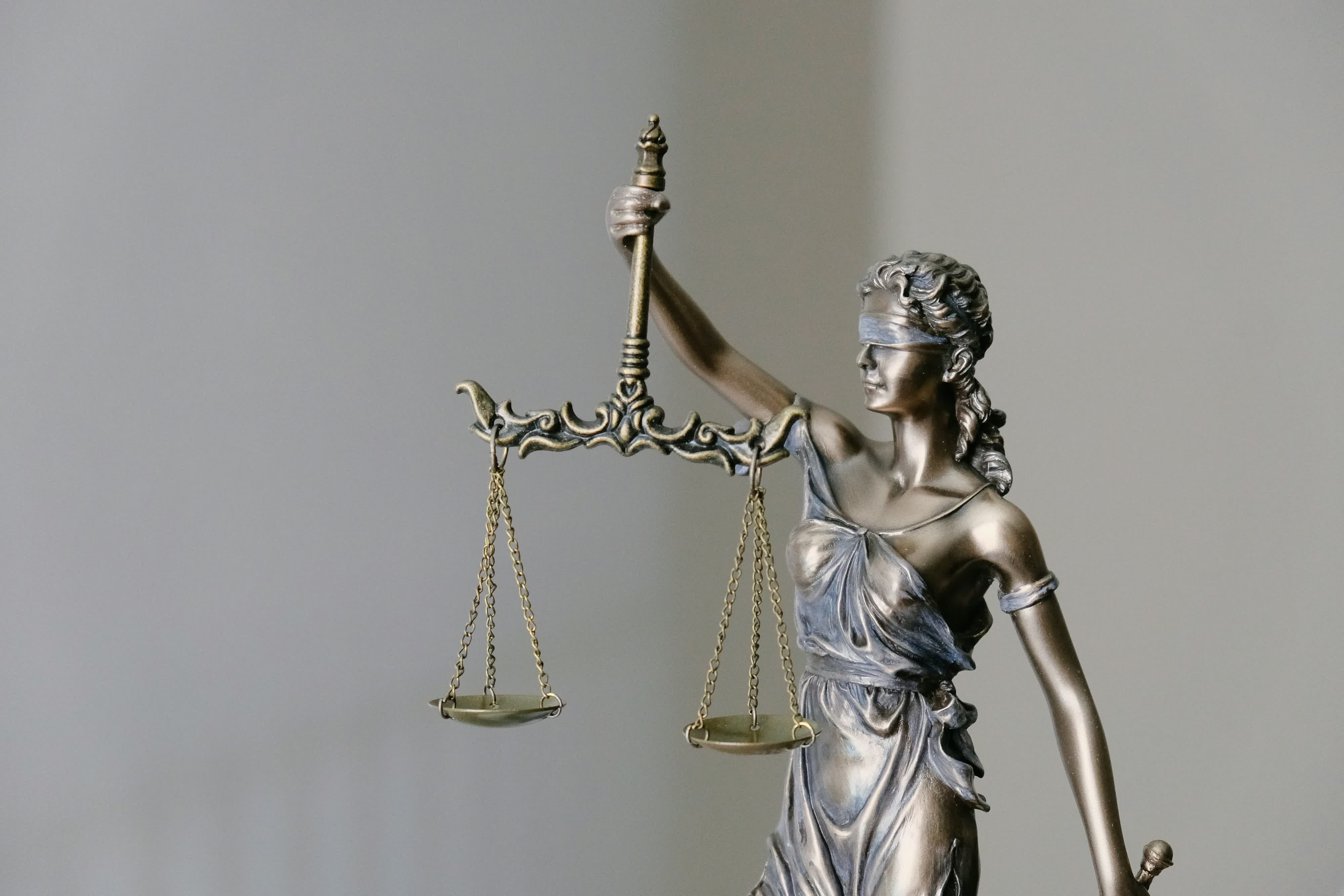 Justice Department asks judge to order Google the immediate sale of Chrome