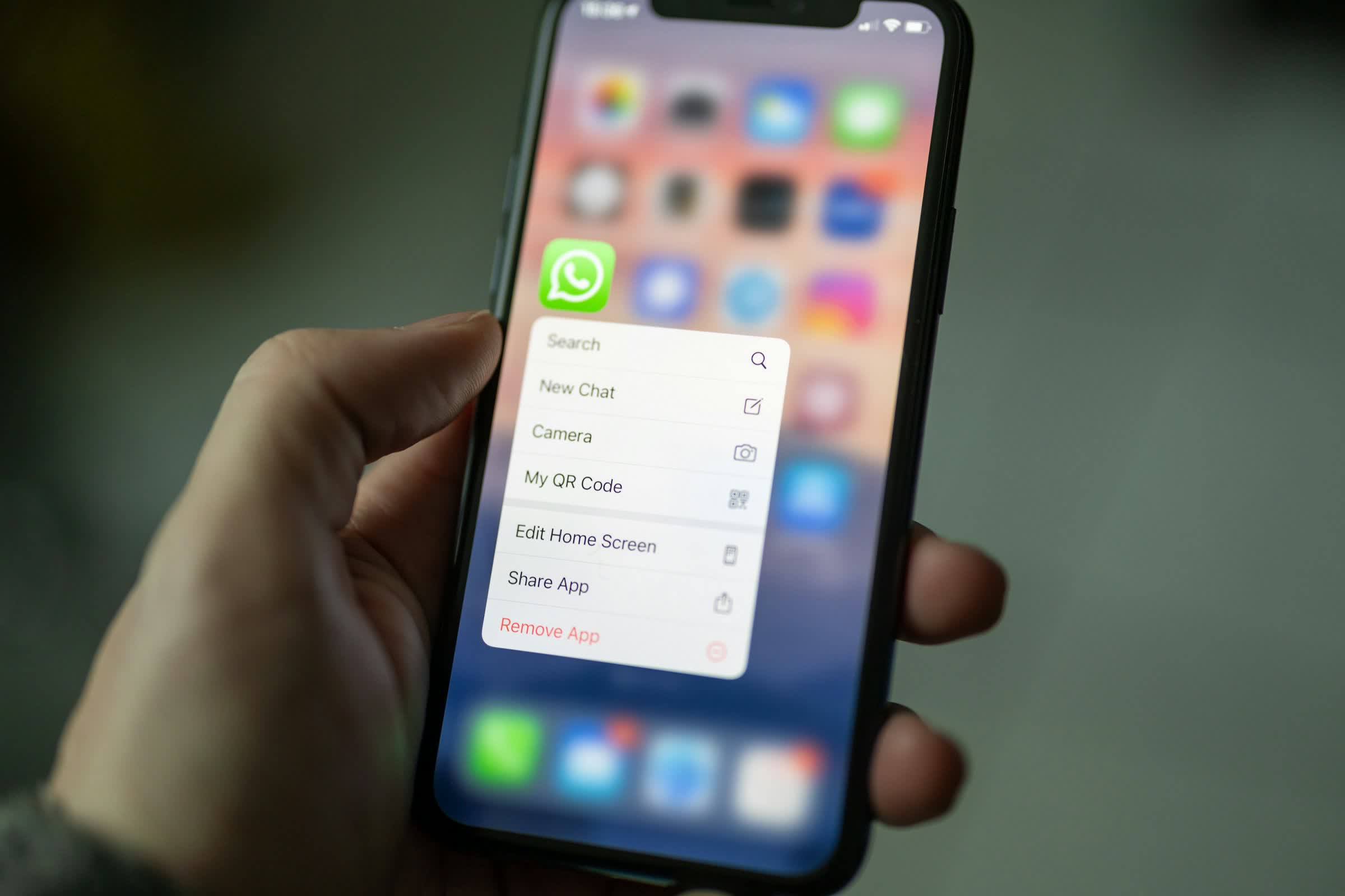 WhatsApp can now be set as the default messaging and calling app on iPhone