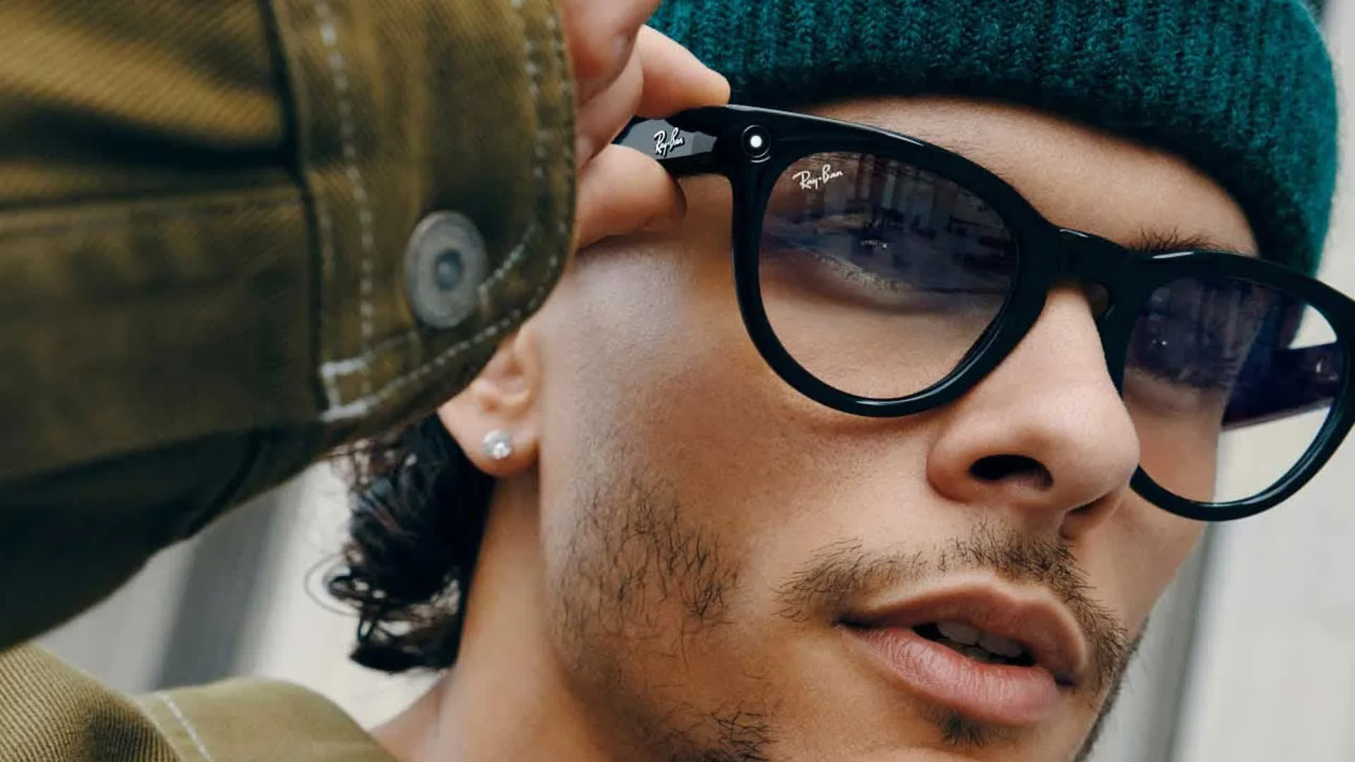 Meta's $1,000+ Hypernova smart glasses may launch this year with tiny built-in display