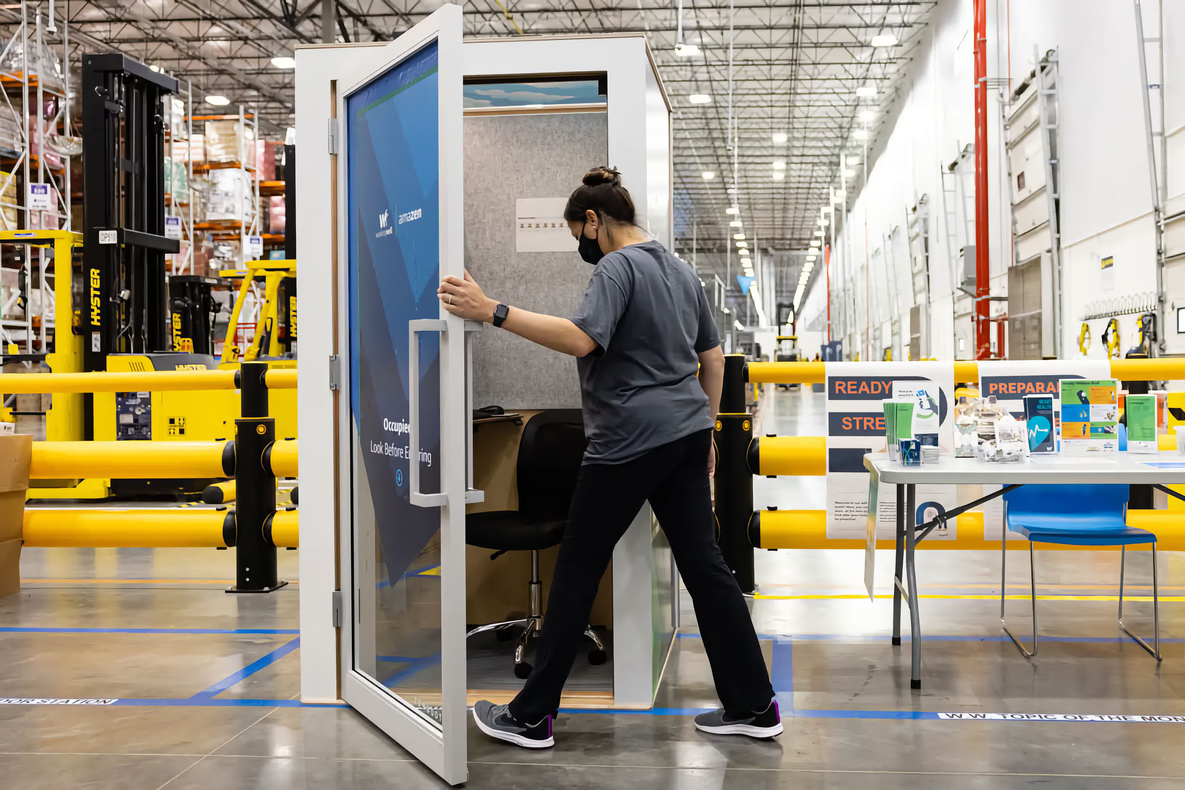 Amazon backs away from plan to display tariff costs as Trump calls Bezos over hostile act