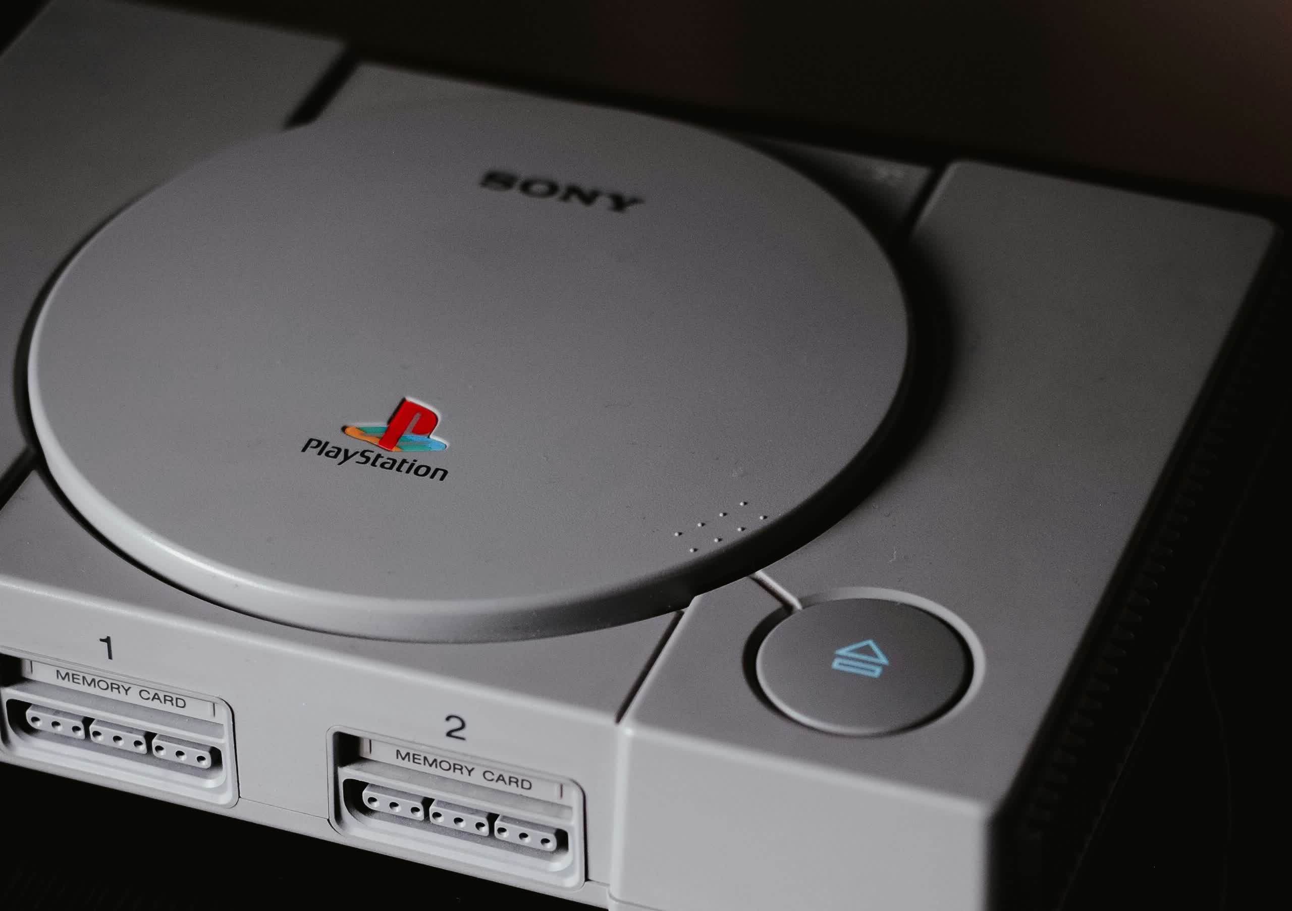 Reverse-engineered PlayStation 1 motherboard runs original chips without emulation