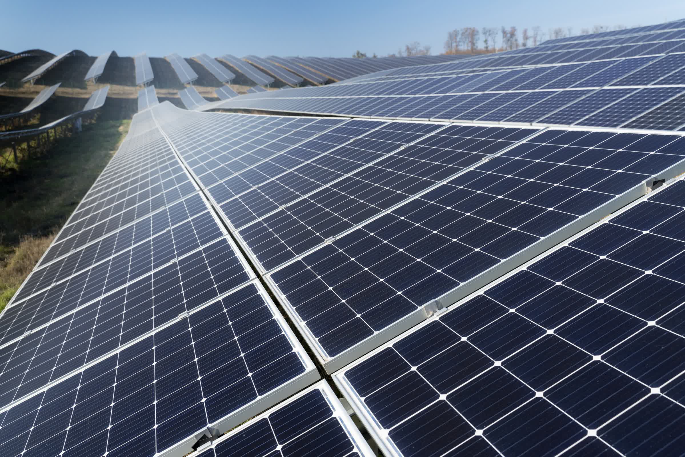 Scientists achieve 1,000-fold increase in solar electricity using ultra-thin layers
