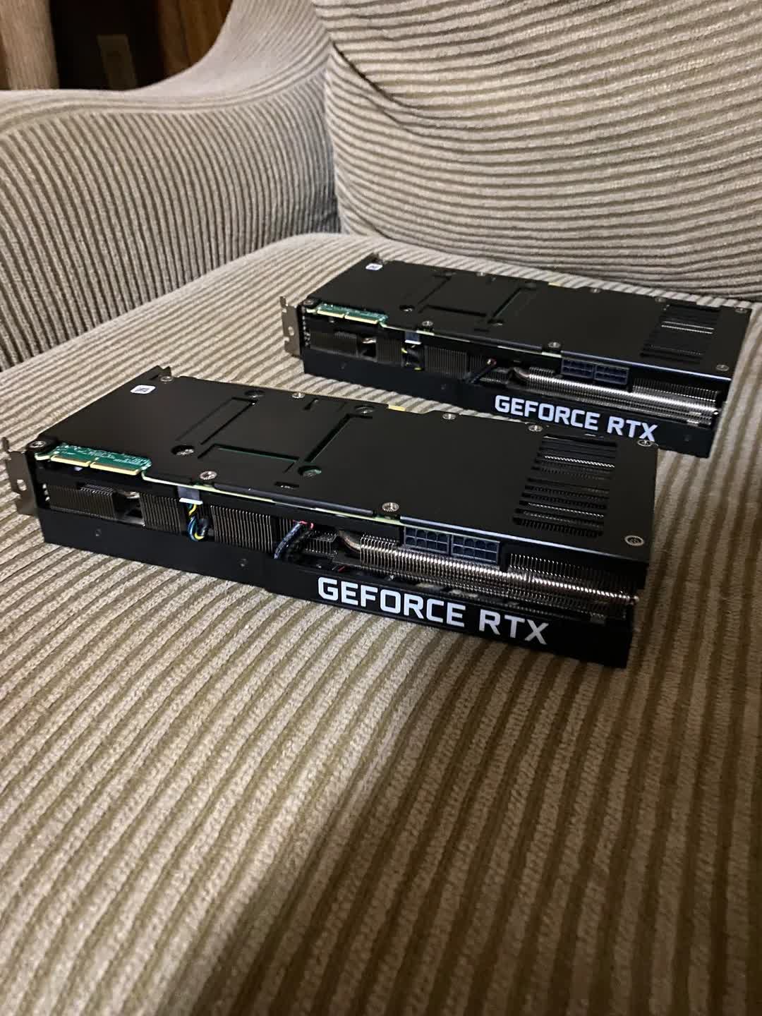 eBay user pays $650 for two RTX 3080 cards, receives a pair of RTX 3090s instead