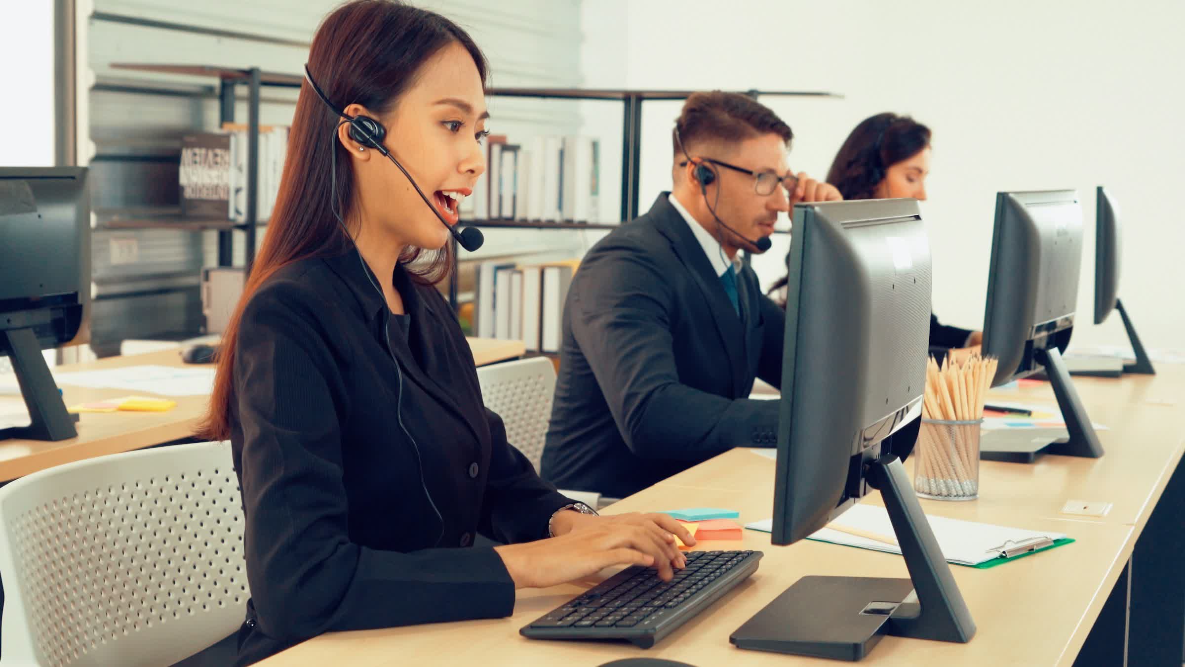 Call center workers say their AI assistants create more problems than they solve