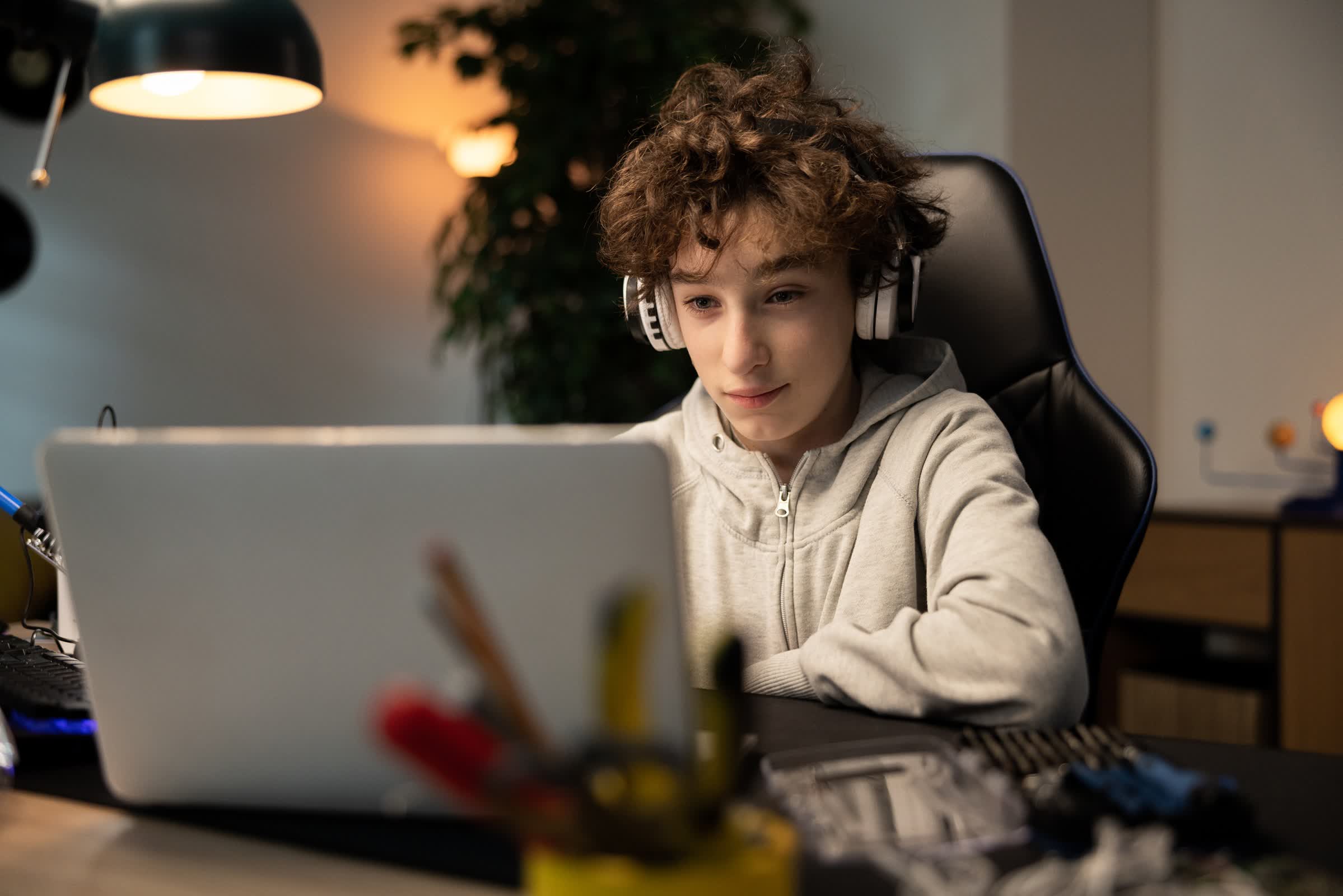 Meet the 17-year-old who helped change Microsoft's bug bounty program