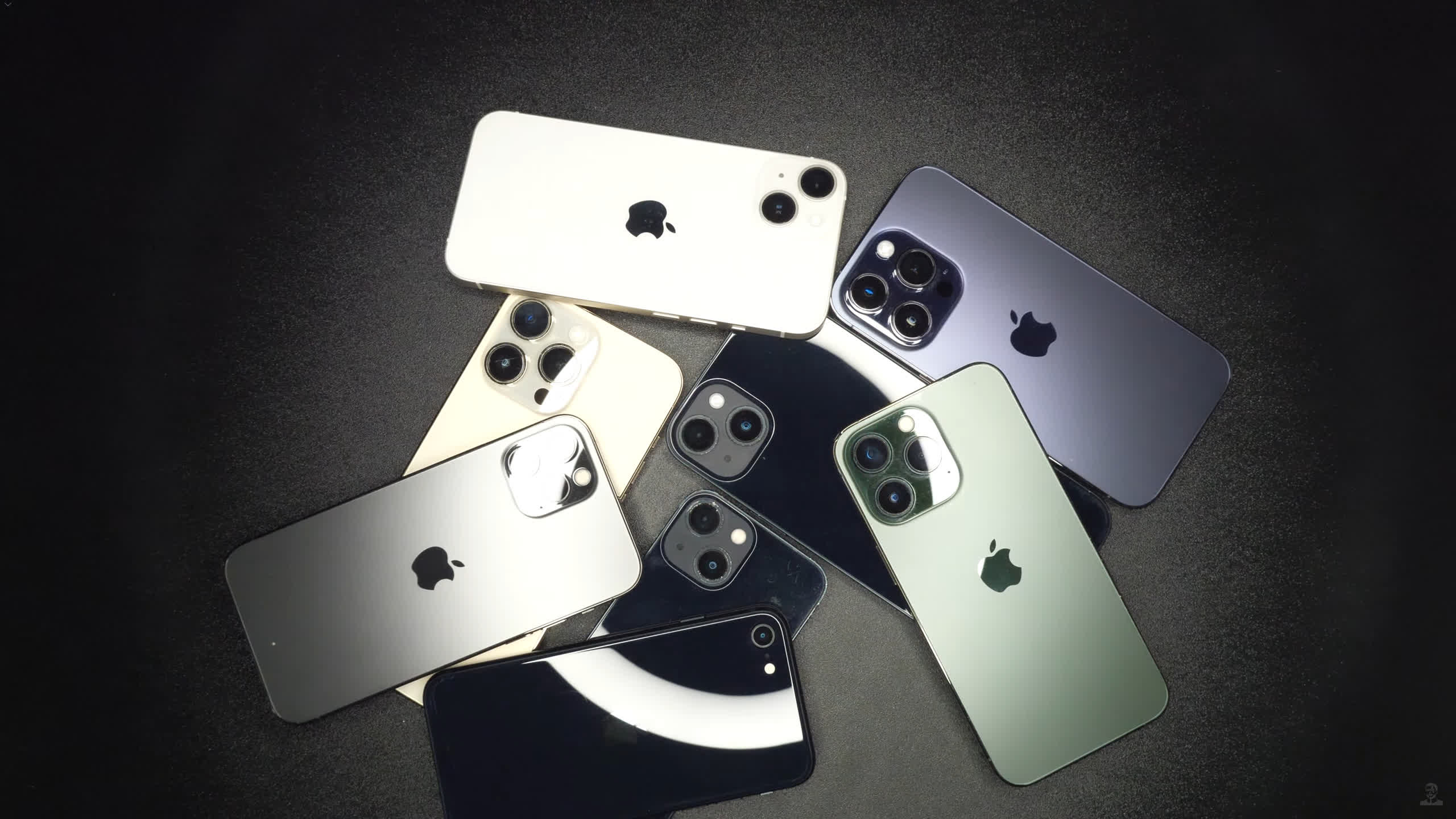 Modder behind first USB-C iPhone now wants to upgrade every model