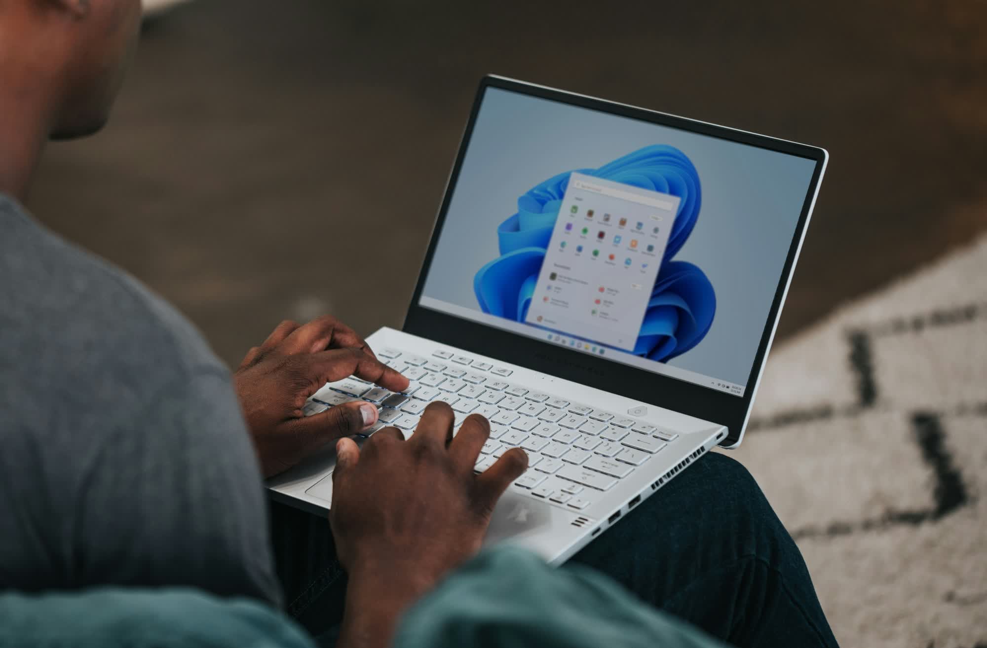 Users report unwanted Windows 11 upgrade offers on incompatible Windows 10 PCs