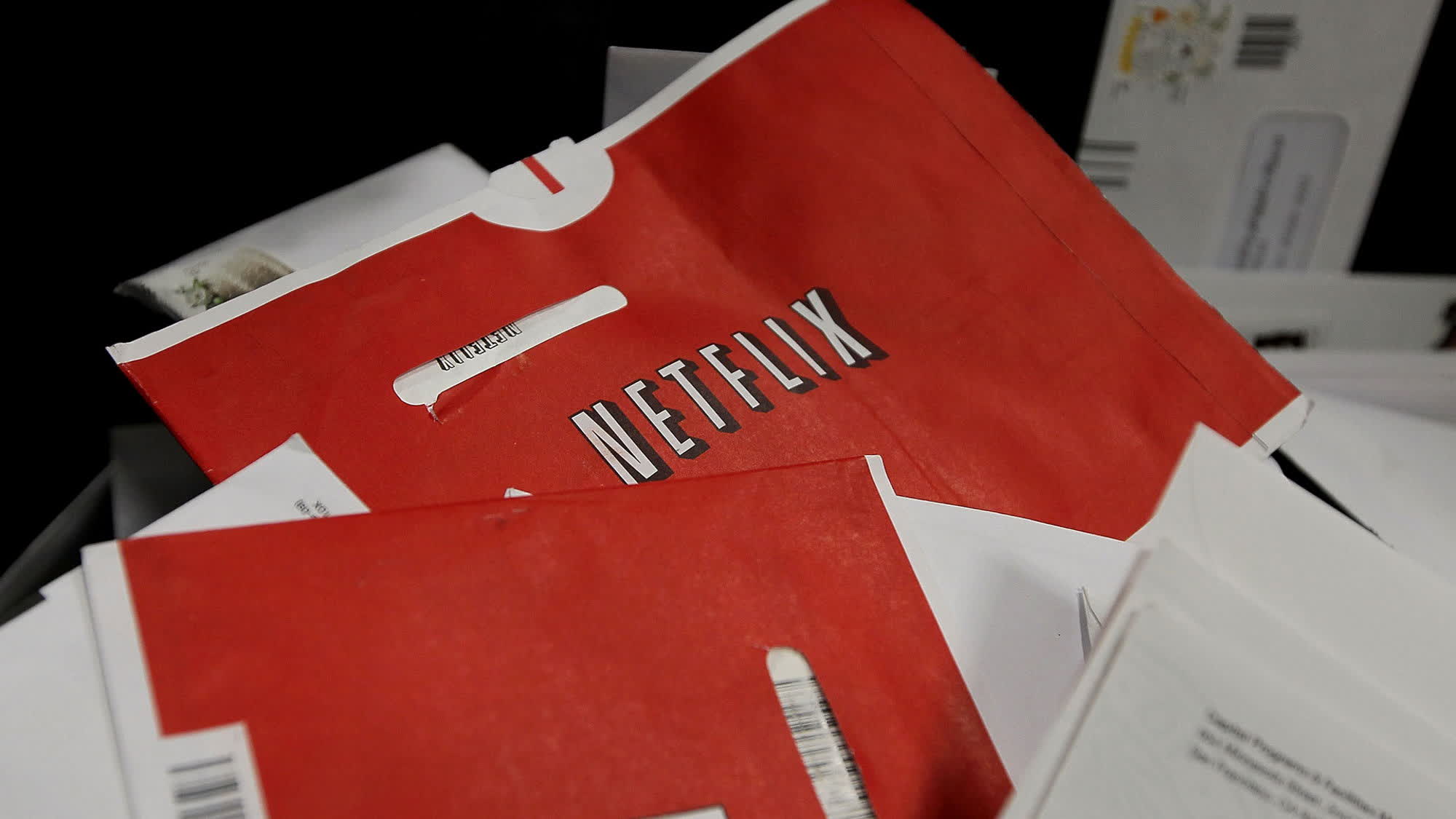 New York politician wants Netflix to bring back its DVD-by-mail service