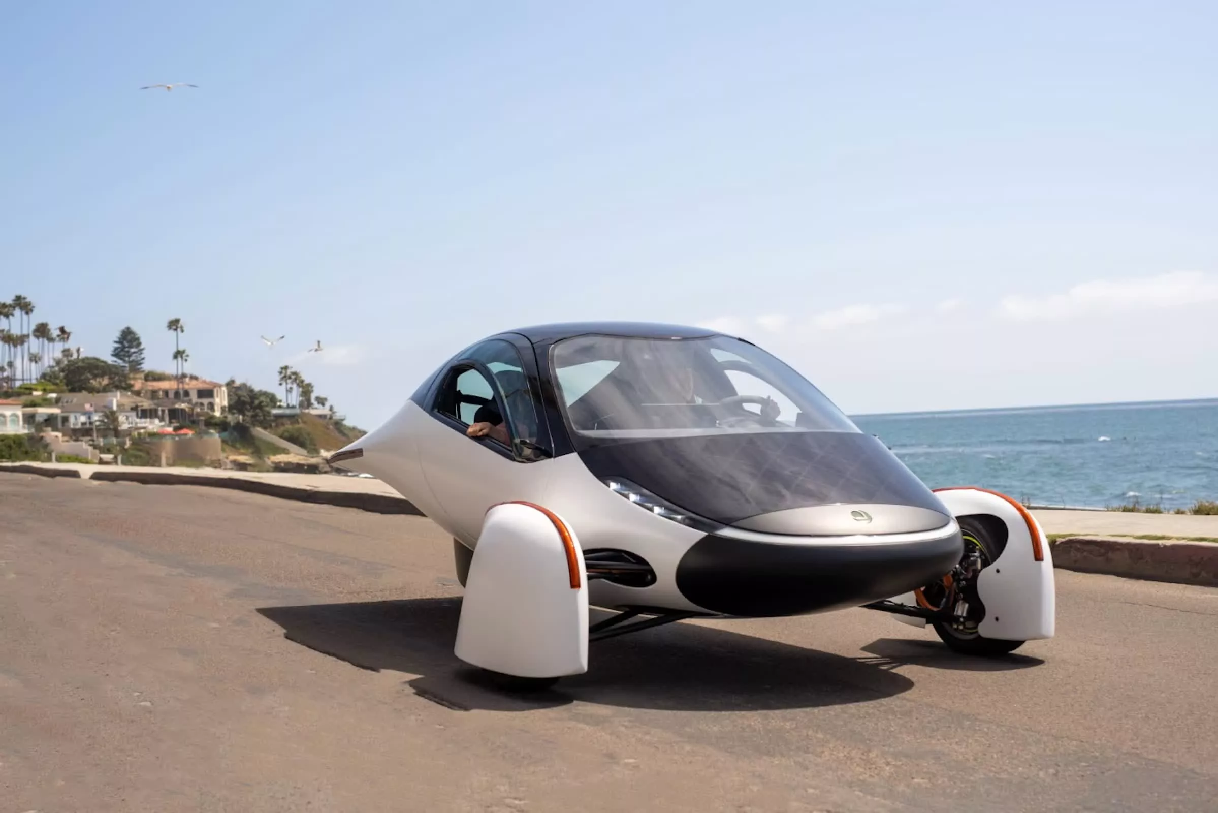 Solar panels on cars could soon power daily commutes