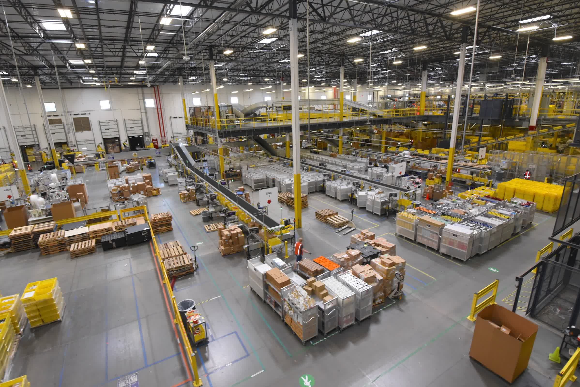 Amazon fulfills Walmart orders despite retail rivalry