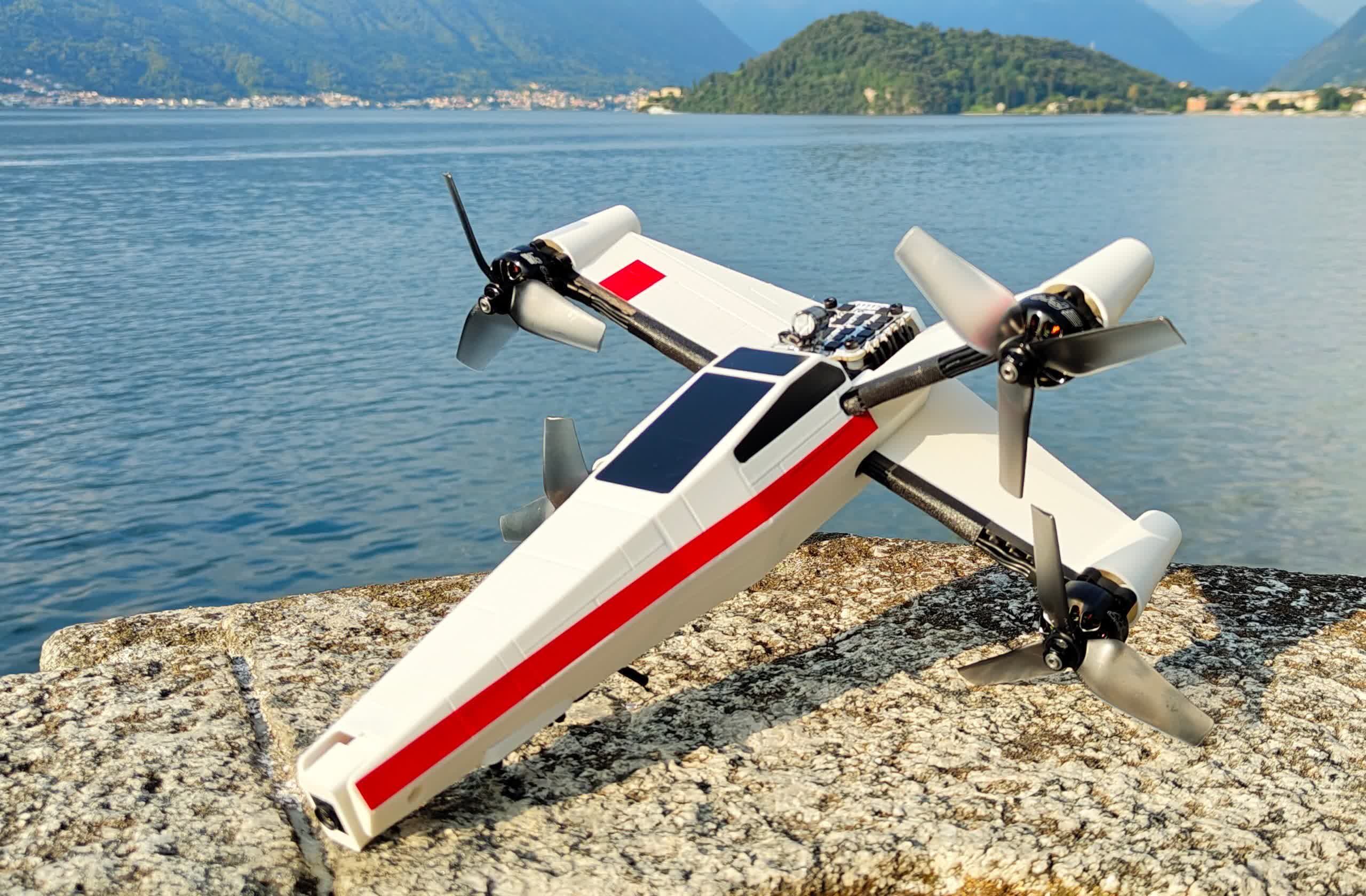 Cuộc đua tốc độ của drone: Những thiết kế đột phá đạt kỷ lục thế giới mới