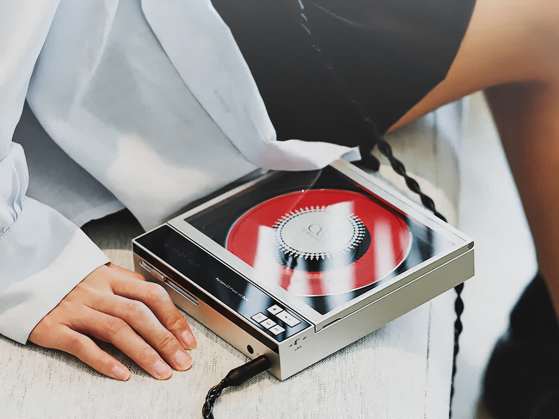 This ultimate portable CD player brings back everything we love, and more