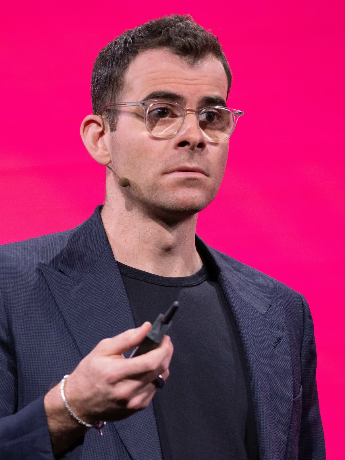 Instagram chief warns users to assume photos are fake by default