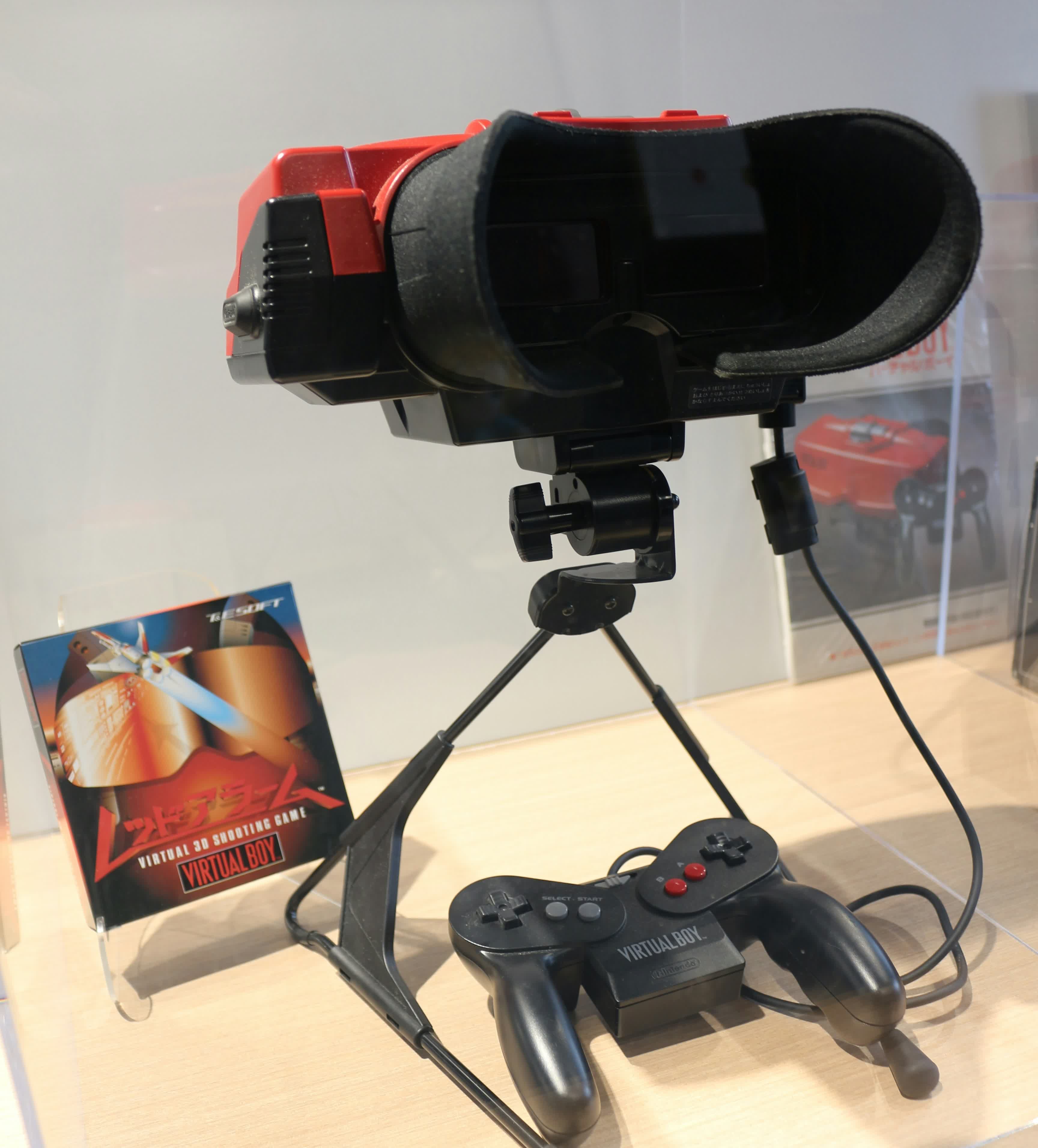 Slow-Mo footage reveals how Nintendo's Virtual Boy actually worked