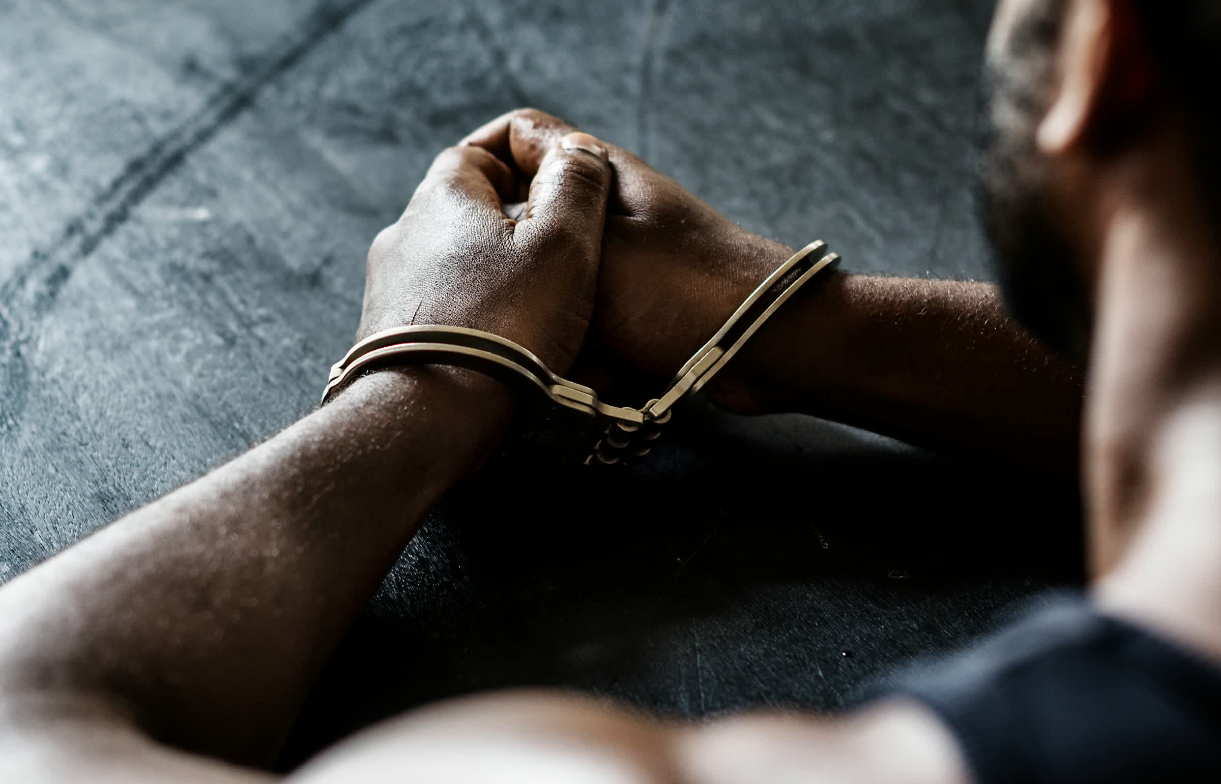 Dutch police arrest man on hacking charges after mistakenly sending him ...