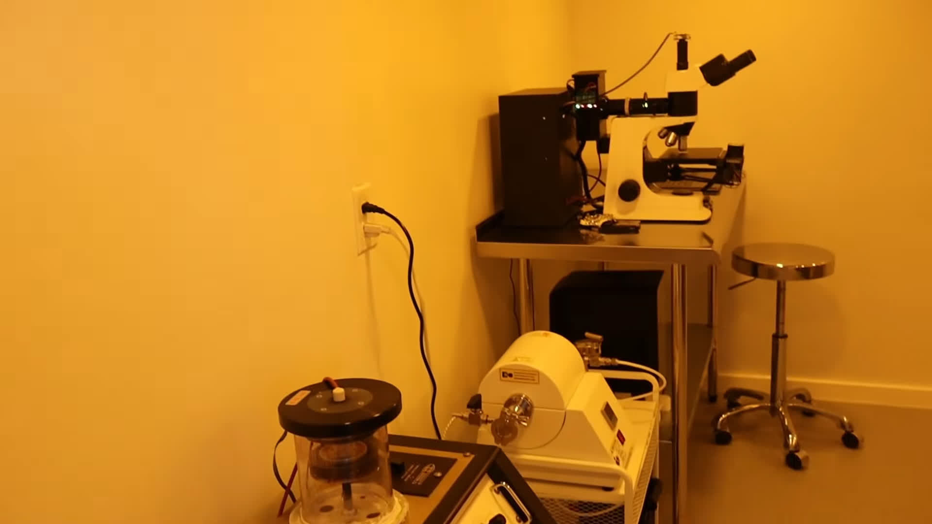 Backyard shed becomes a Class 100 semiconductor cleanroom