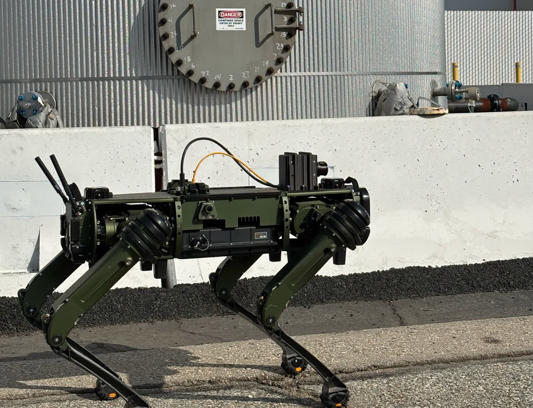 Data centers are turning to $200,000 robot dogs to guard the facilities