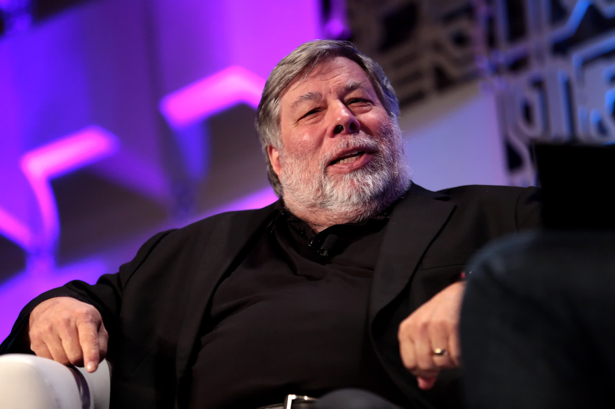 Steve Wozniak says he's "disappointed a lot" by AI and rarely uses it