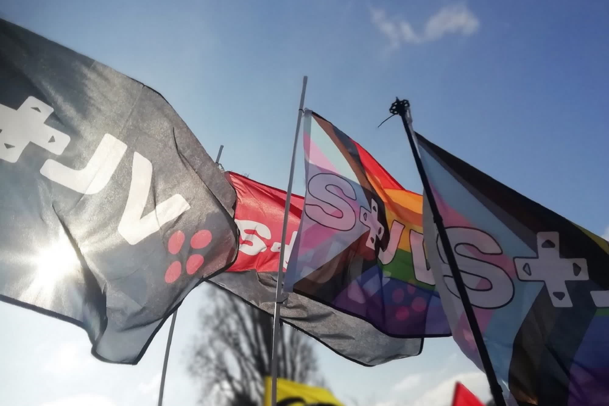 France’s video game union is striking all summer as more than 1,000 workers lose their jobs