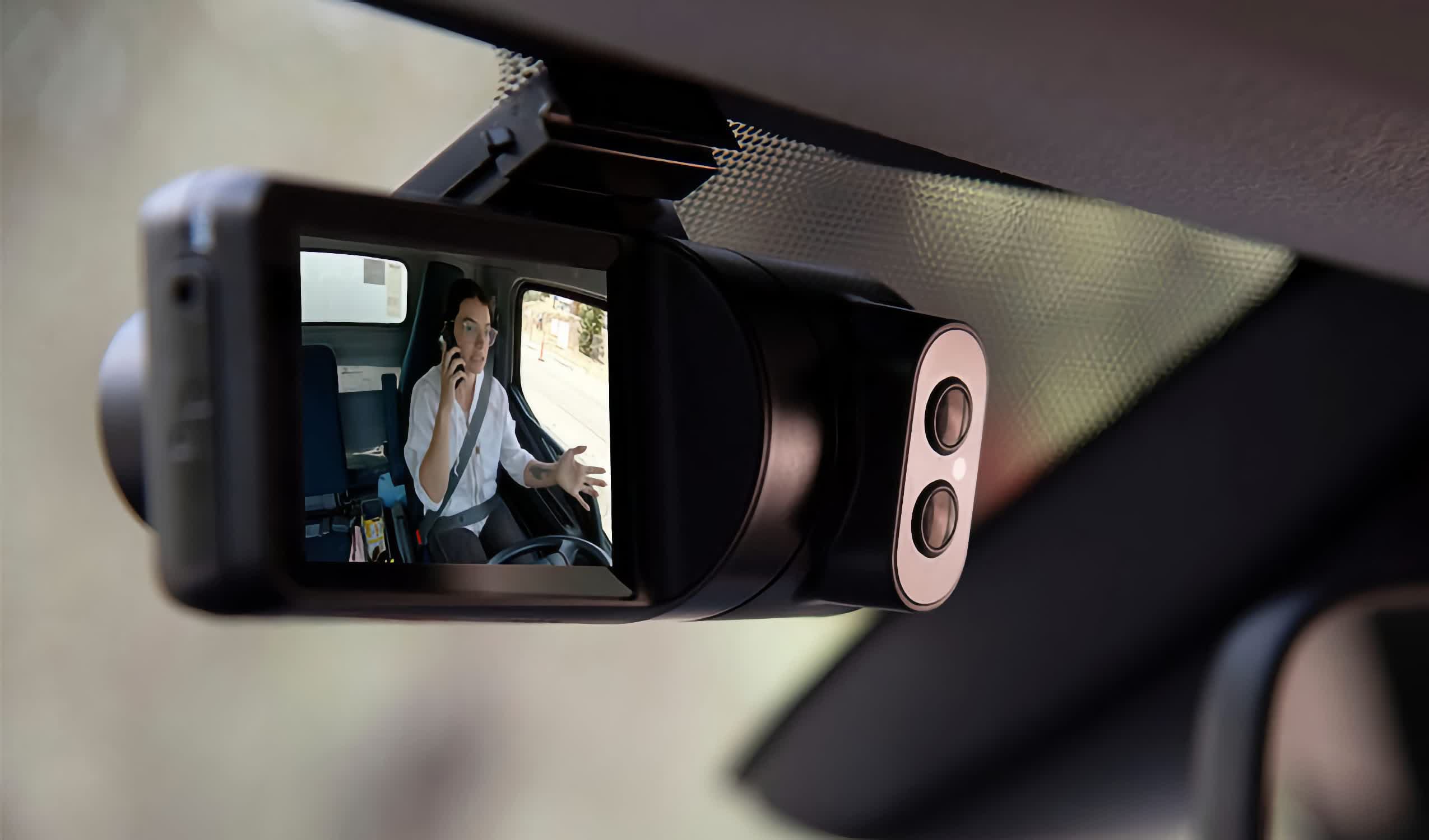 Woman discovers a hidden AI camera in her rental car recording her and warning about unsafe driving