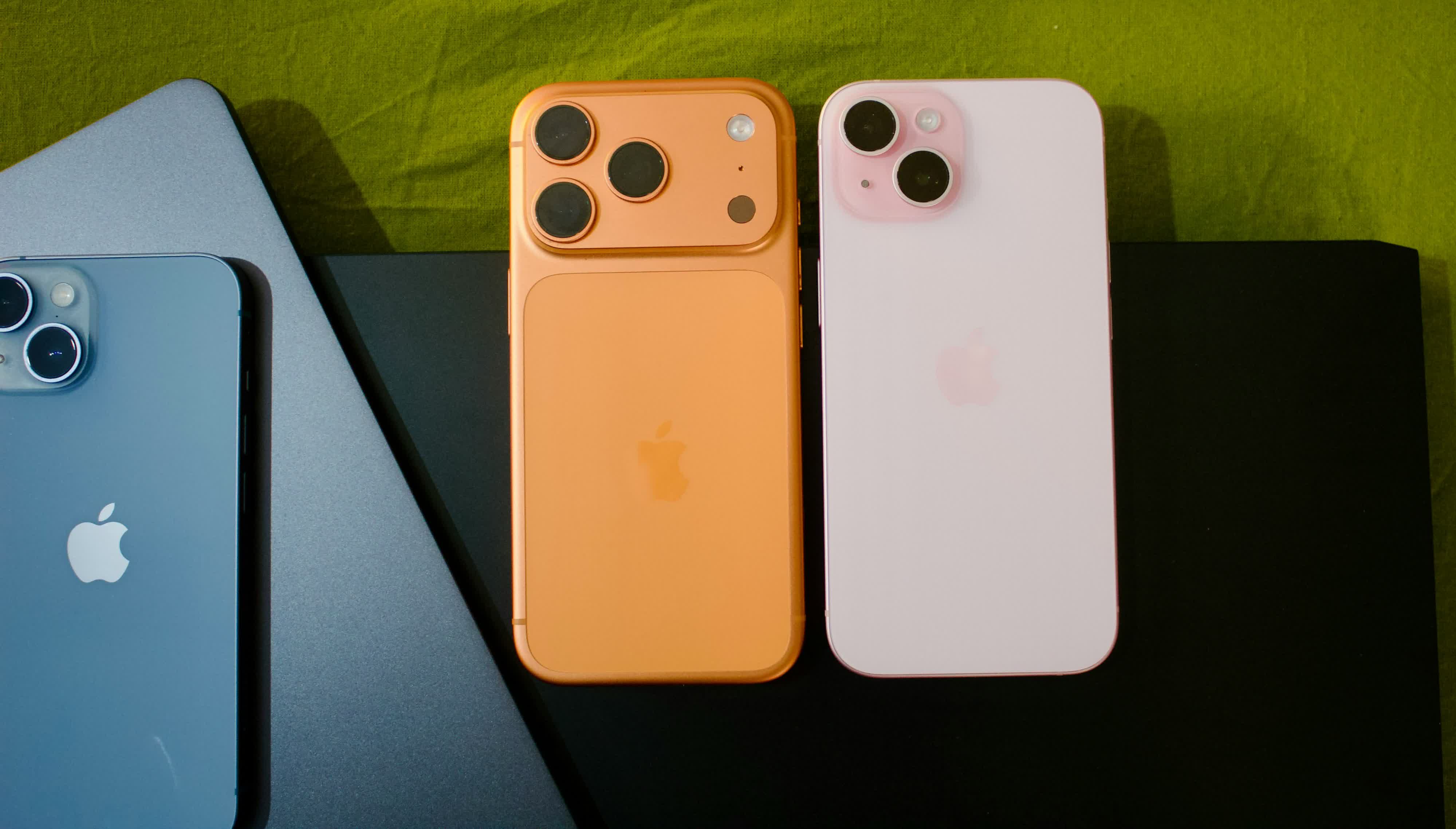 iPhone owners hit 87% loyalty rate this year, Android-to-iPhone switching drops to 12%