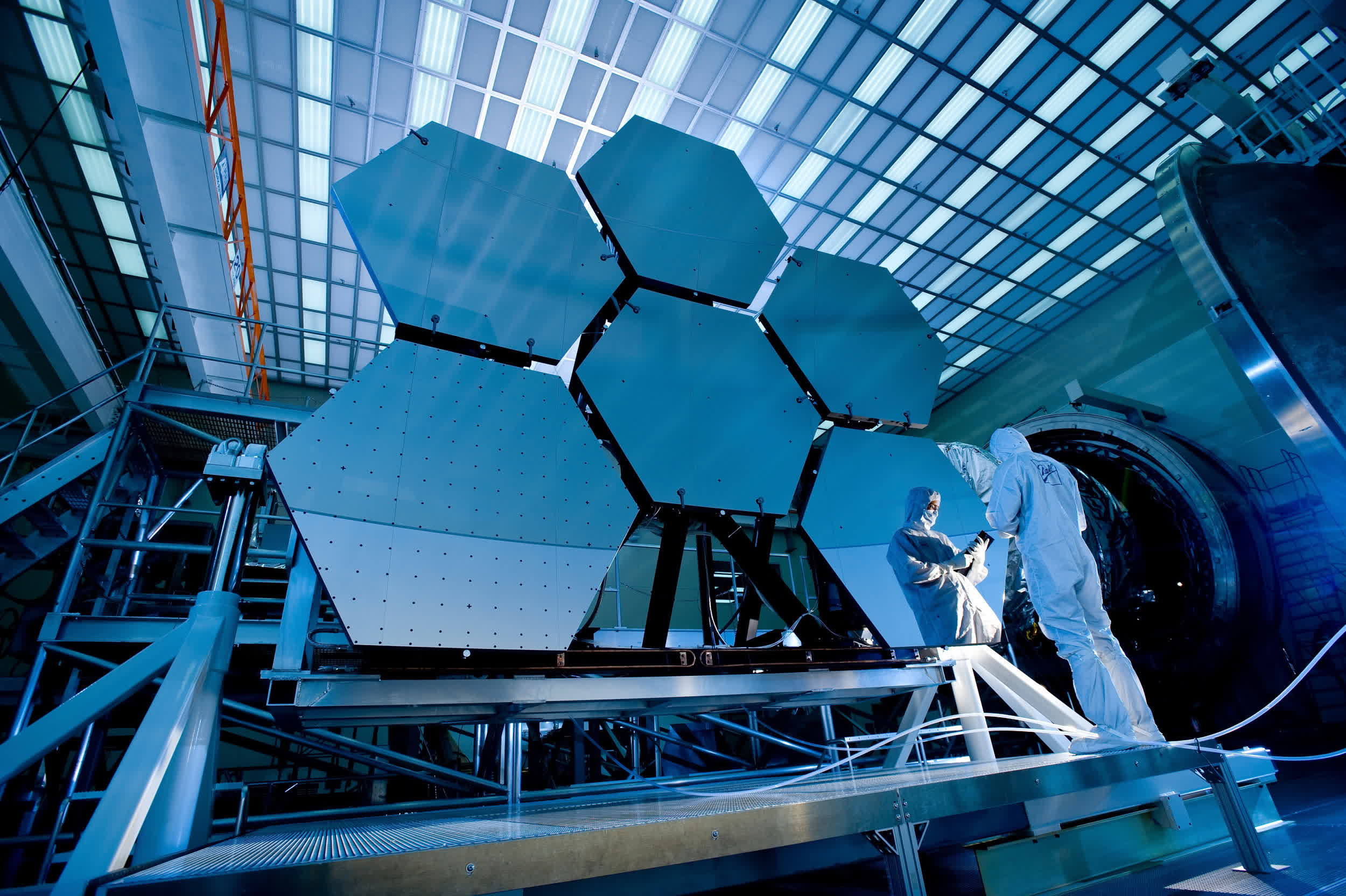 The FCC approved "space mirrors" that experts say could blind stargazers and disrupt wildlife