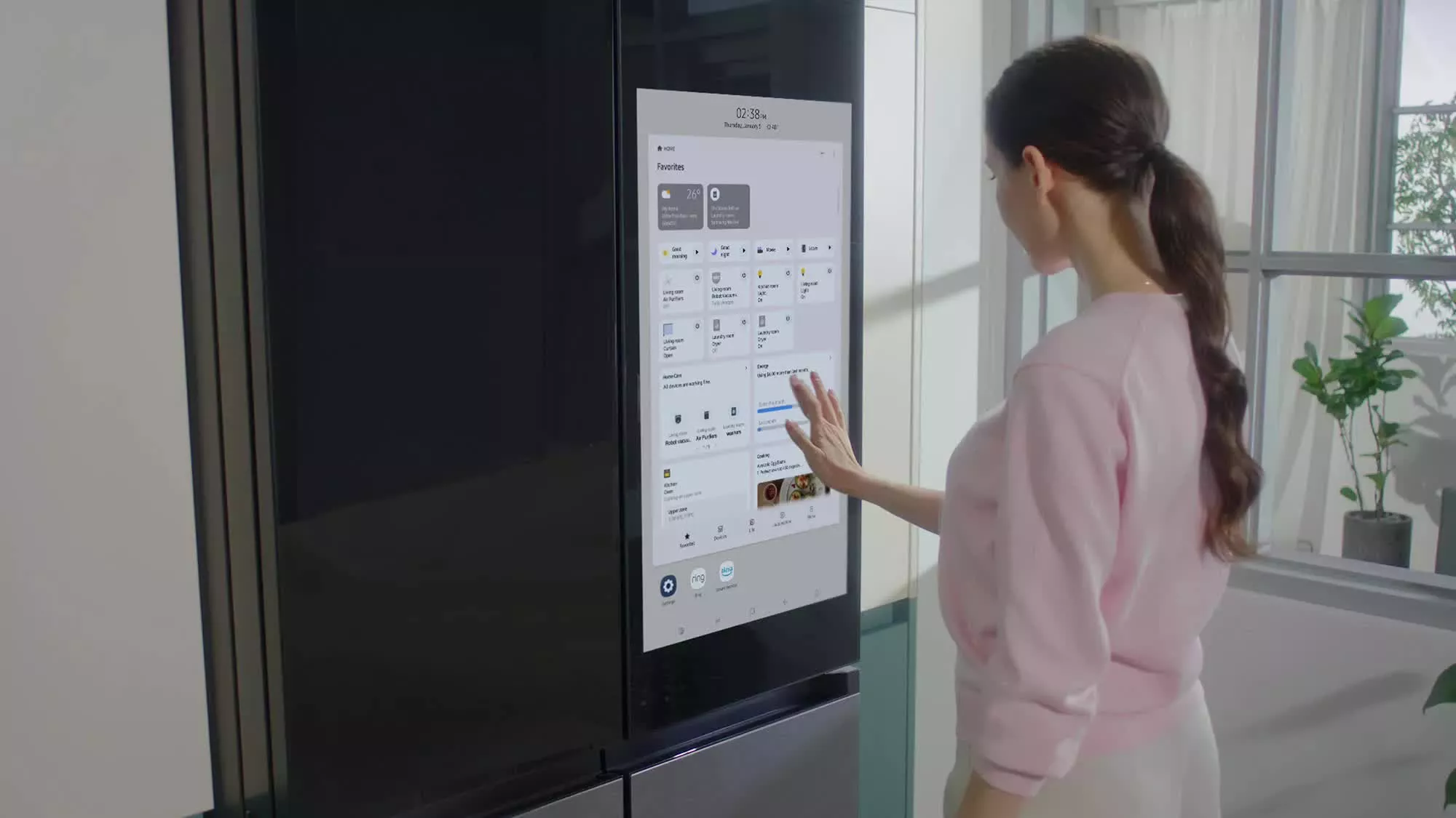 Samsung подтвердила сбой «умных» холодильников из-за неудачного обновления Умный холодильник Samsung Bespoke AI Family Hub