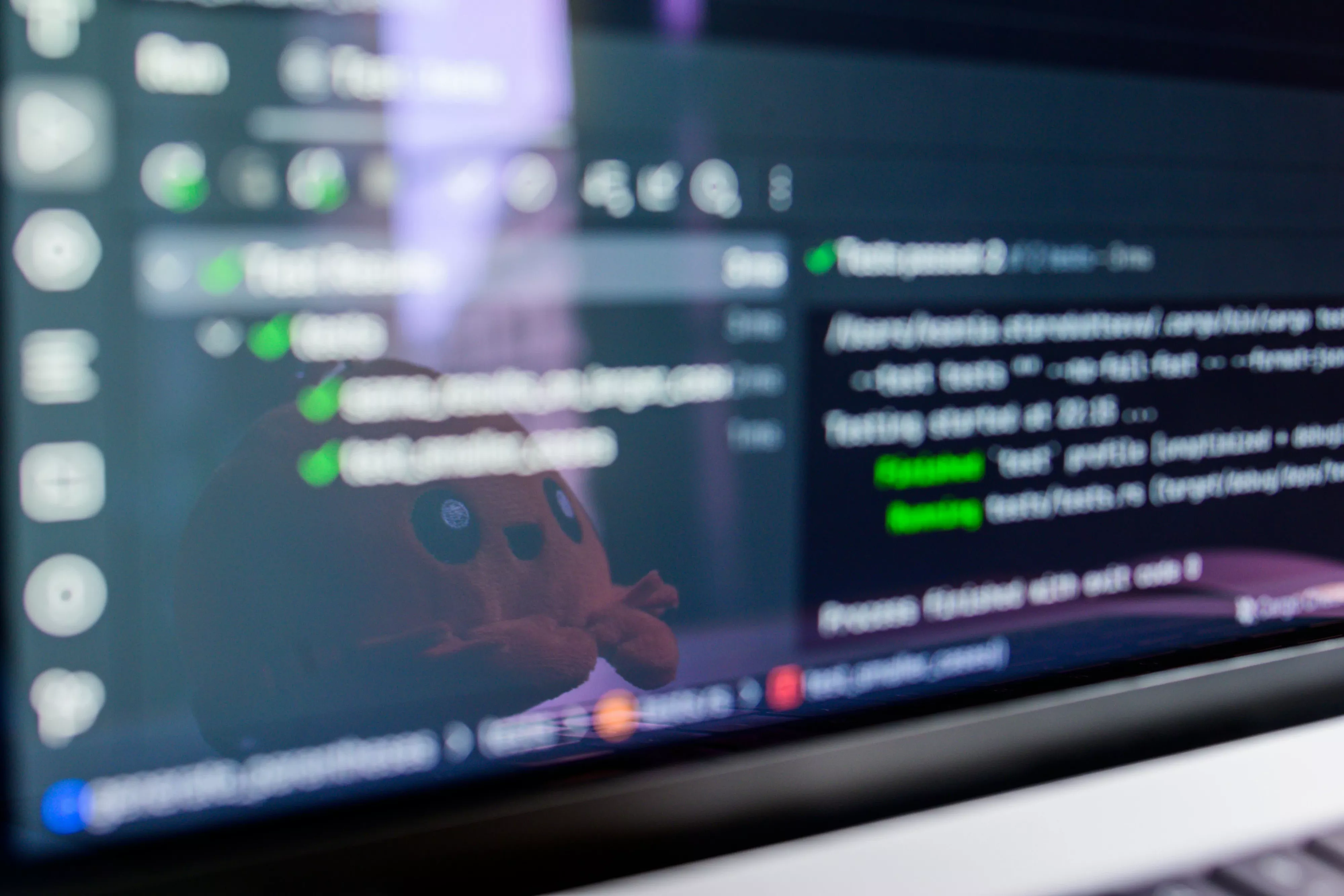 Researchers say an ad platform could identify targets and install spyware through online ads, no click needed