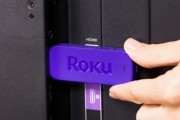 roku challenges google chromecast tiny streamer google roku tv streamer