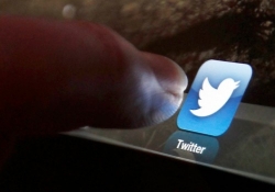 twitter pictures photos tweets photo tagging tagging