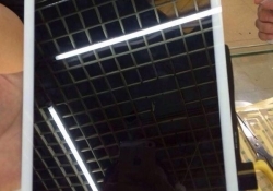 alleged ipad air front panel integrated display shown photos apple leaked tablet ipad air 2