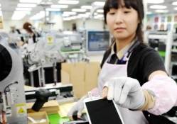 samsung compensation apology death disease illness