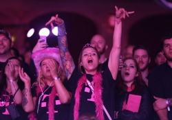 t-mobile test drive brings orders hours