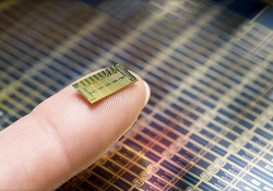 gates foundation chip bill and melinda gates foundation contraceptive implant microchips
