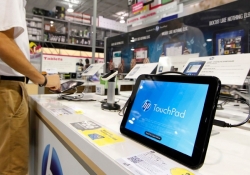 crashing pcs buy ceo microsoft windows tablet best buy microsoft surface hubert joly