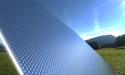 adaptive material halve cost solar power