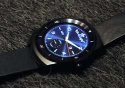 webos palm lg watch smartwatch