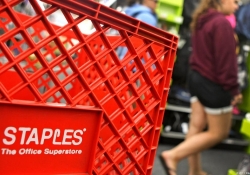 staples theft credit card data theft hacker