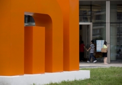 xiaomi invest billion content smartphone tv smart tv original content internet tv mi tv mi box