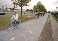 world solar road bike path netherlands solar power